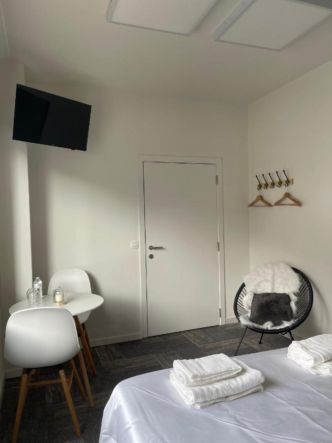 Mooie Kamer In Centrum Brugge Met Badkamer Zewnętrze zdjęcie